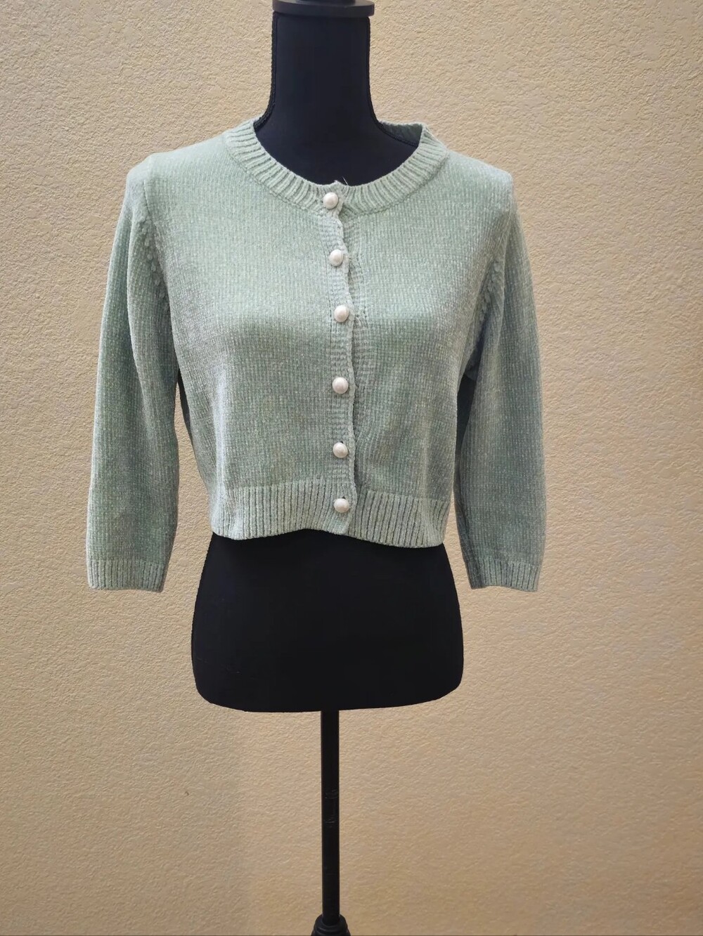 Cropped Mint Green Button-Front Women's Sweater